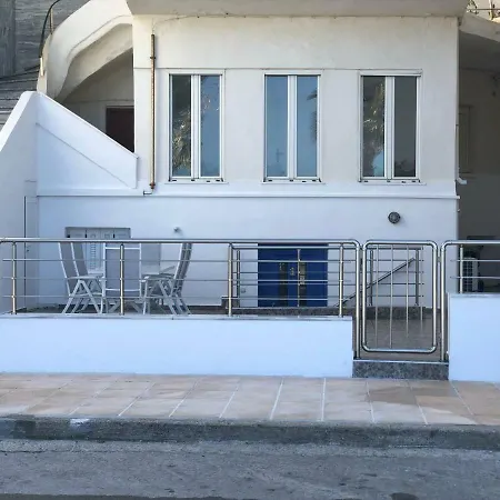 Sea Apartment *